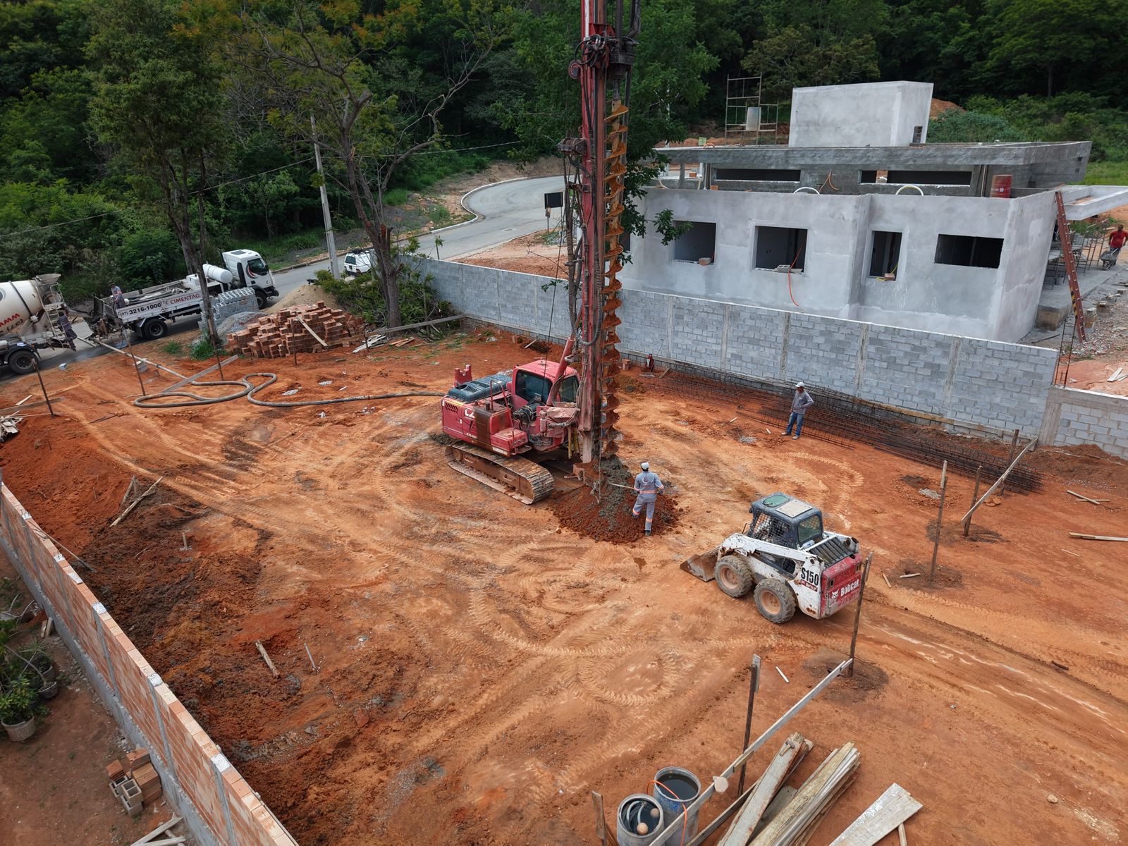 Maquinário e Infraestrutura